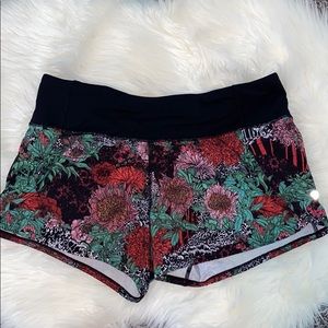 Lululemon floral shorts 6